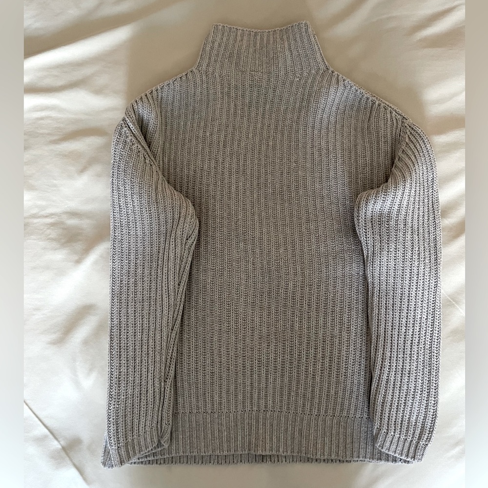 GAP Woman Sweater